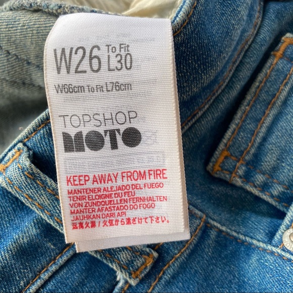 Medium-wash Topshop ripped jeans - Picture 2 of 2